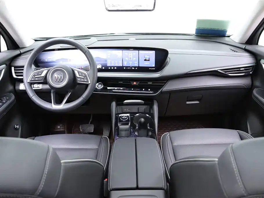 Buick Envision Plus 2025 Enclave Plus 28T 2WD Platinum Edition фото 25