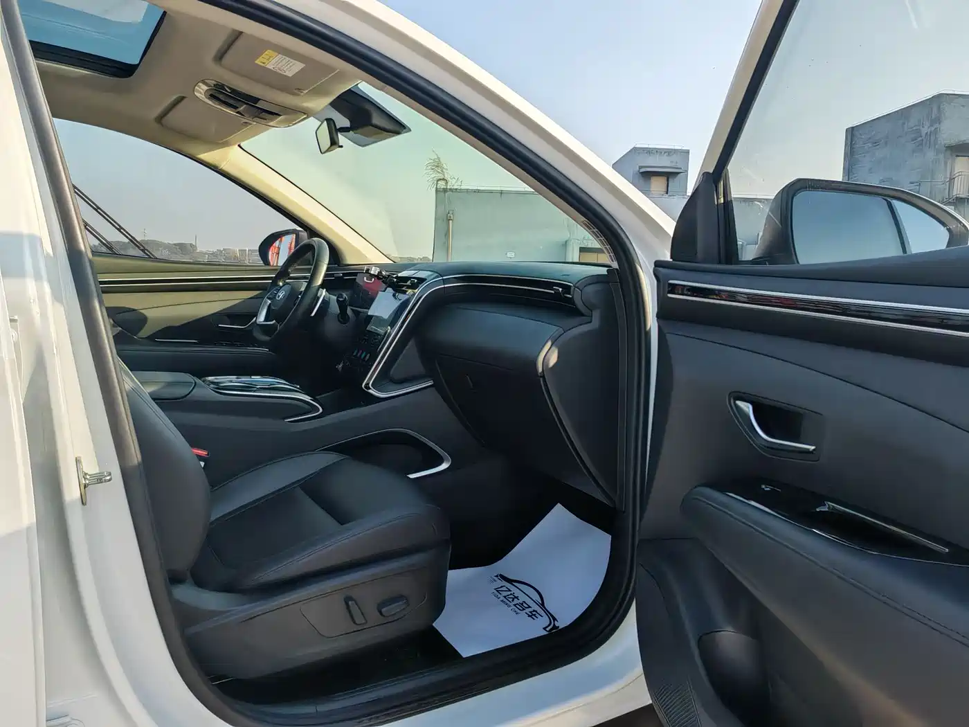 Hyundai Tucson 2021 Tucson L 1.5T DCT LUX Premium фото 16