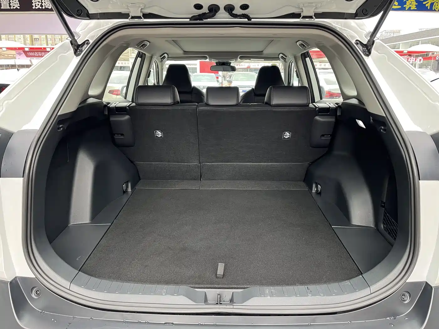 Toyota Wildlander 2023 2.0L CVT AWD Luxury PLUS фото 16