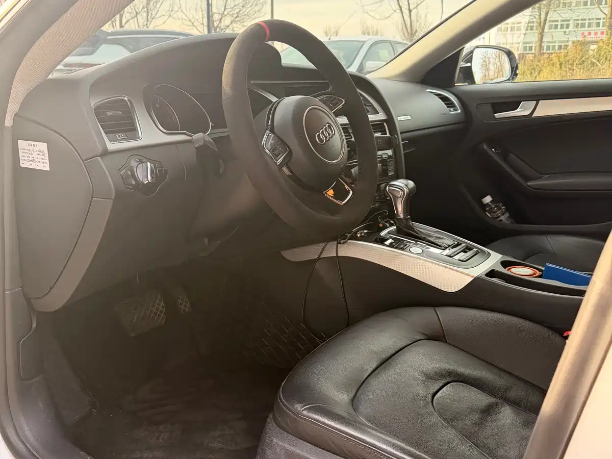 Audi A5 (Import) 2016 Facelift Sportback 45 TFSI Comfort фото 4