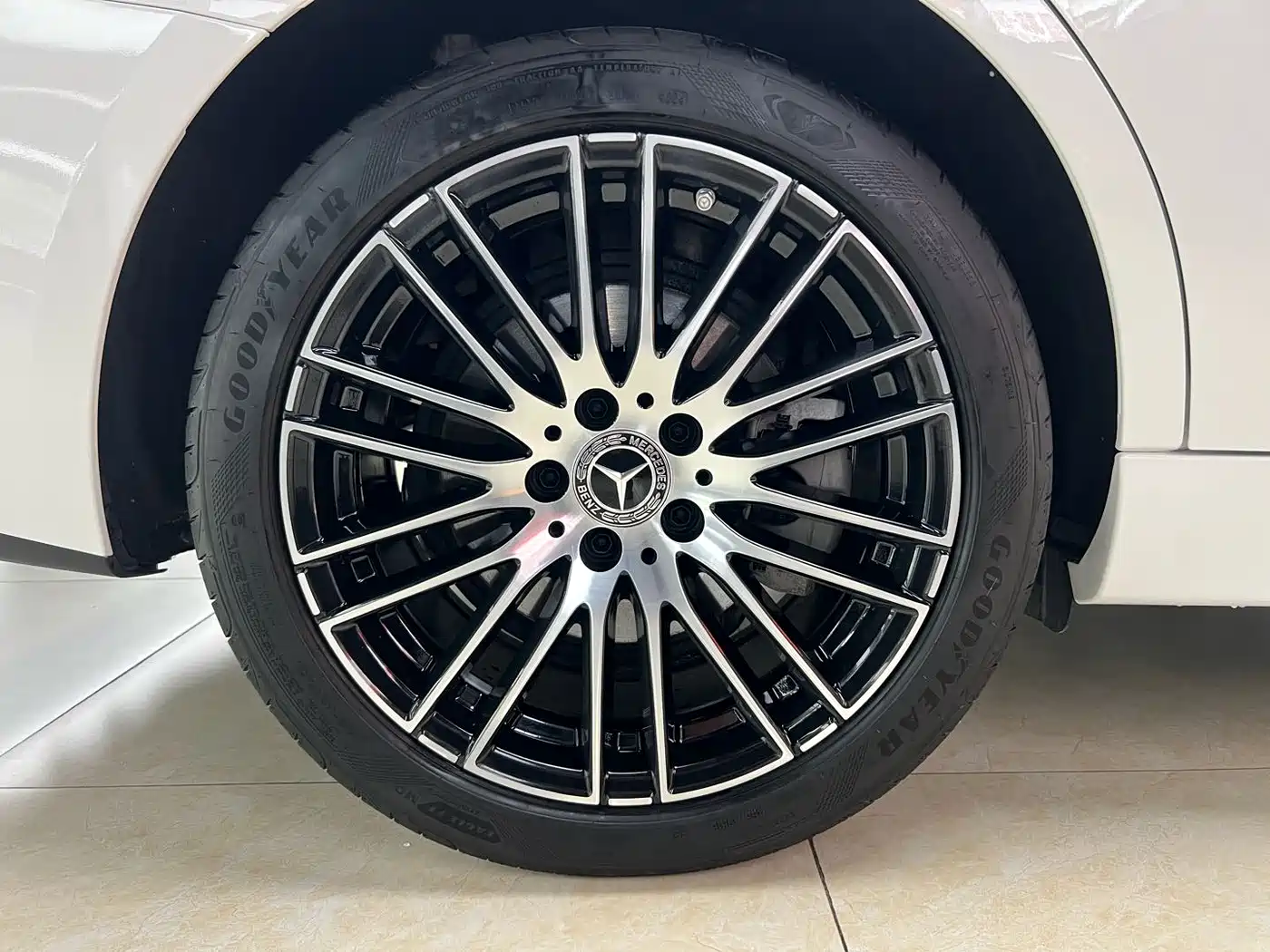 Mercedes-Benz C-Class 2025 C 260 L Sport Edition фото 26