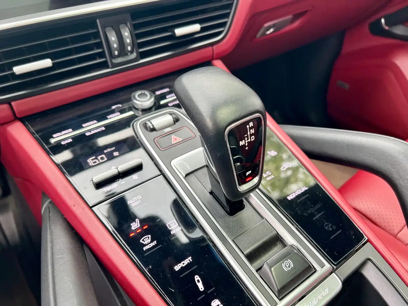 Porsche Cayenne 2019 Cayenne 3.0T фото 16