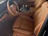 Фото 9 - Hongqi H9