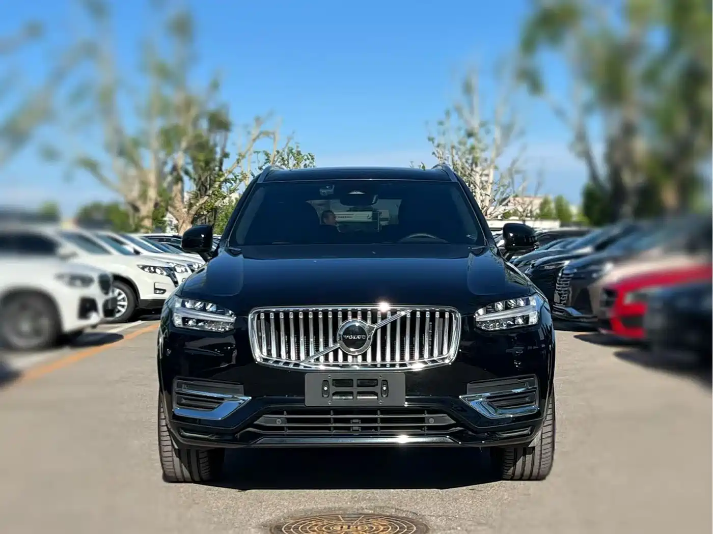 VOLVO XC90