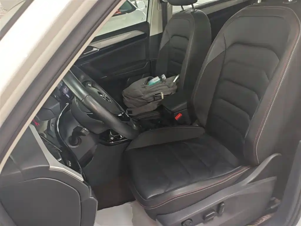 Volkswagen Tayron 2019 330TSI 2WD Luxury China VI фото 15