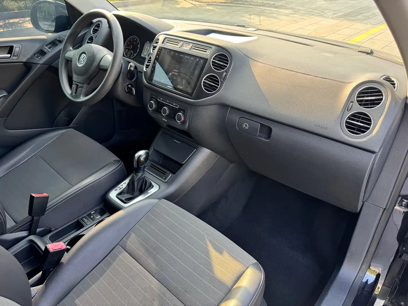 Volkswagen Tiguan 2016 Model 300TSI Automatic 2WD Trend Edition фото 17