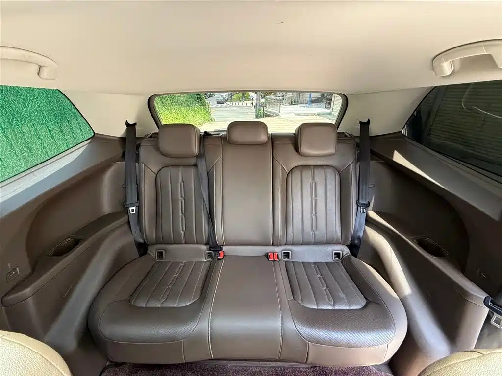 Volkswagen Viloran 2020 330TSI Luxury Edition фото 10