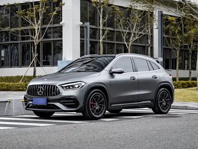 MERCEDES-BENZ GLA AMG