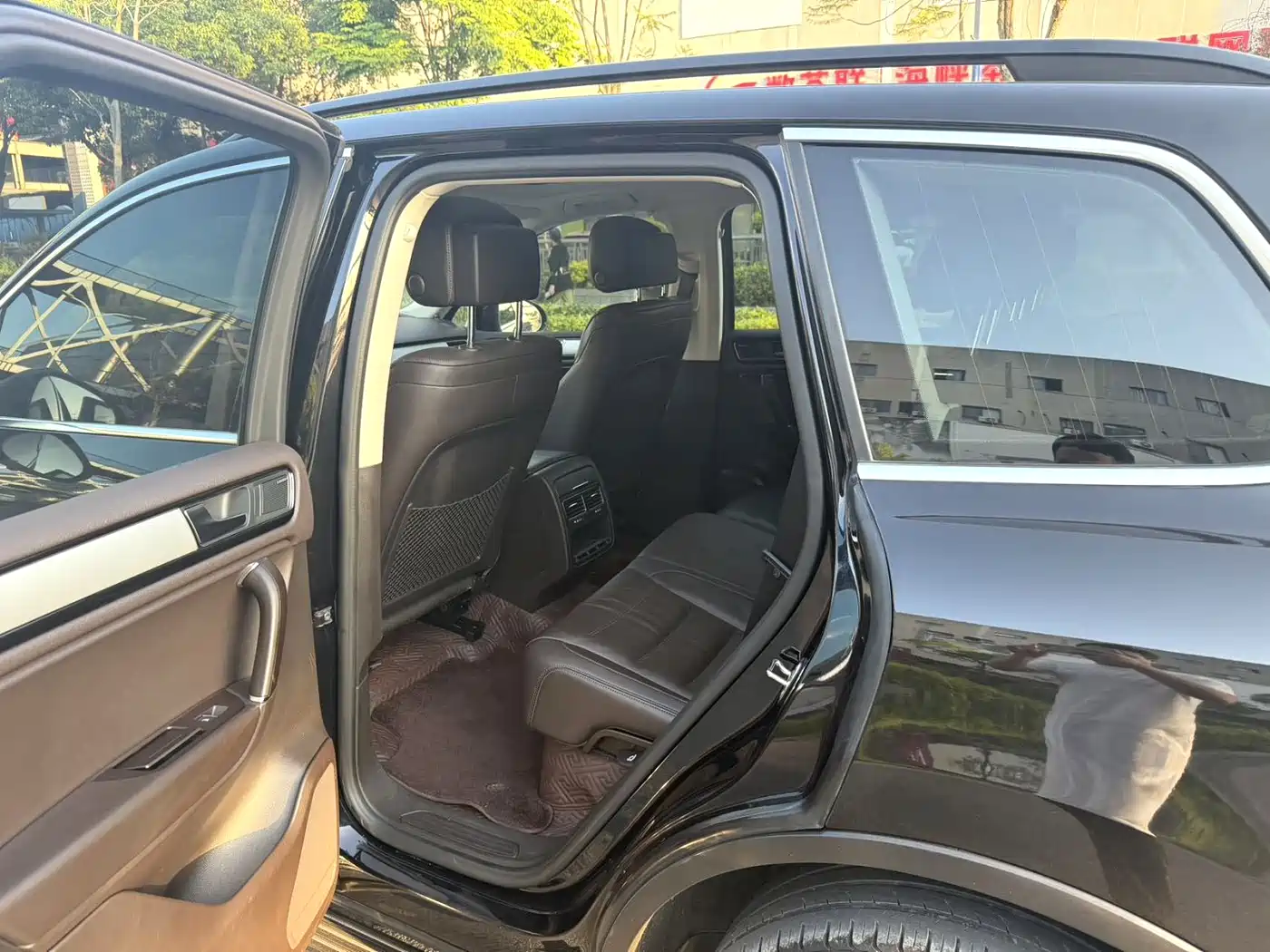 Volkswagen Touareg 2017 3.0TSI Explorer Edition фото 7