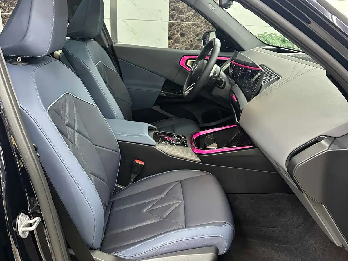 BMW X3 2025 xDrive30L Premium M Sport Package фото 11