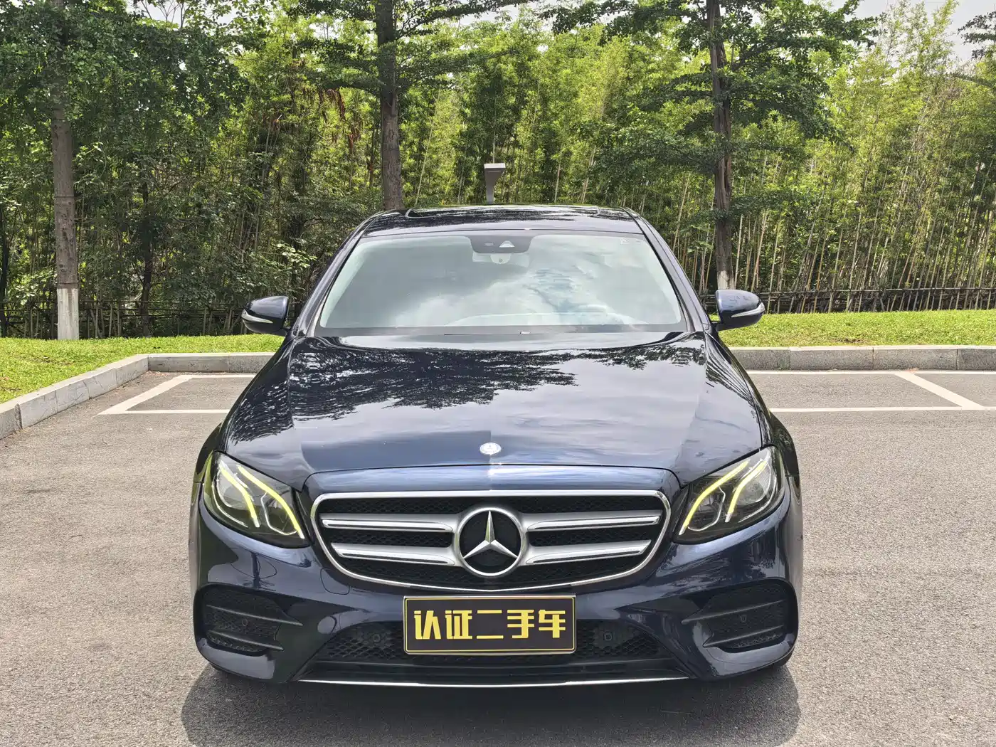 Mercedes-Benz E-Class 2016 E 200 L Sport Type фото 2