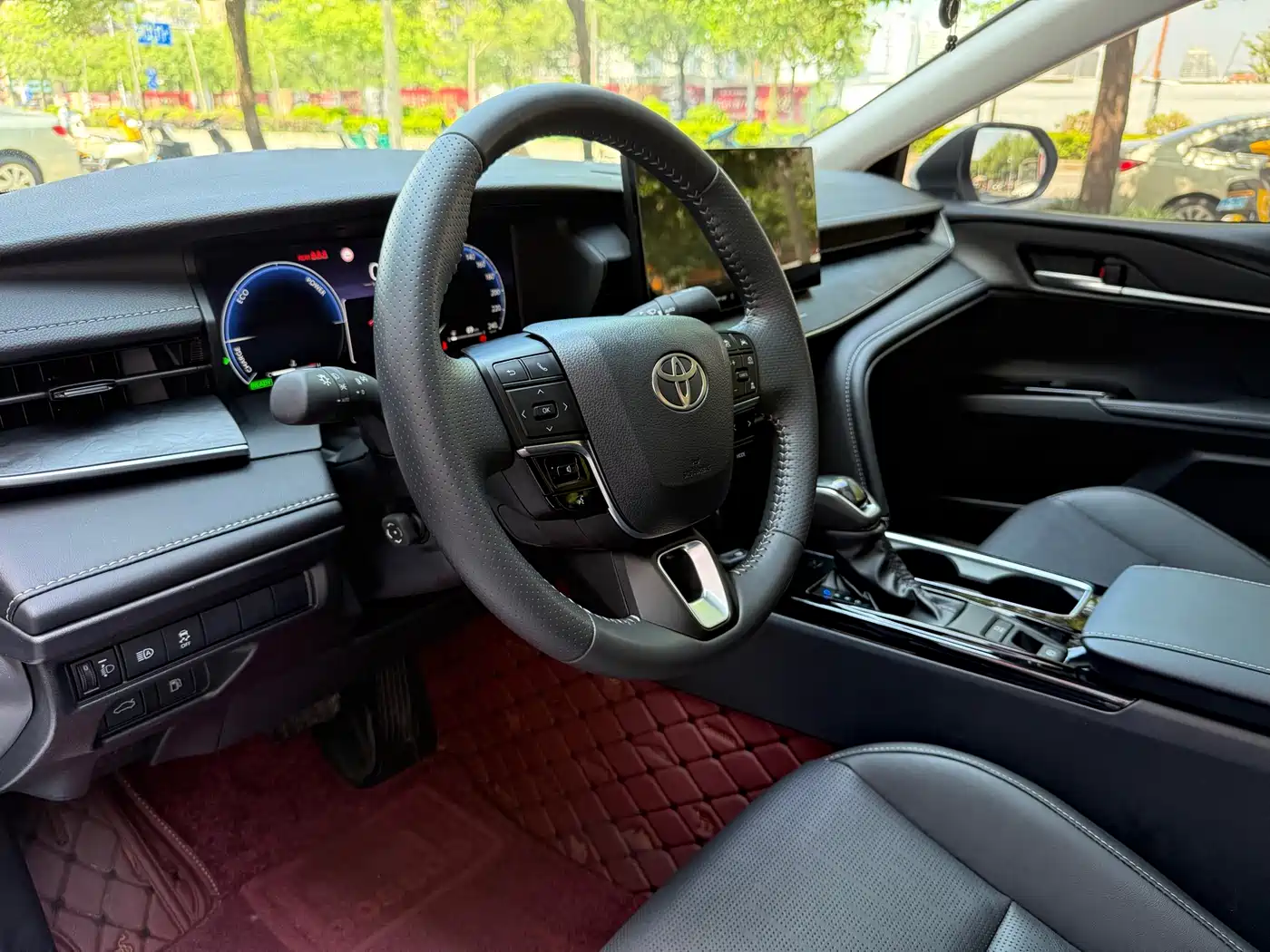 Toyota Camry 2024 Hybrid 2.5HG Premium Edition фото 10