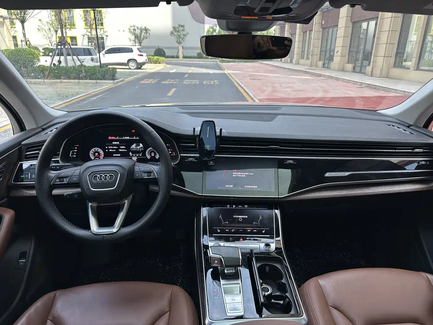 AUDI Q7