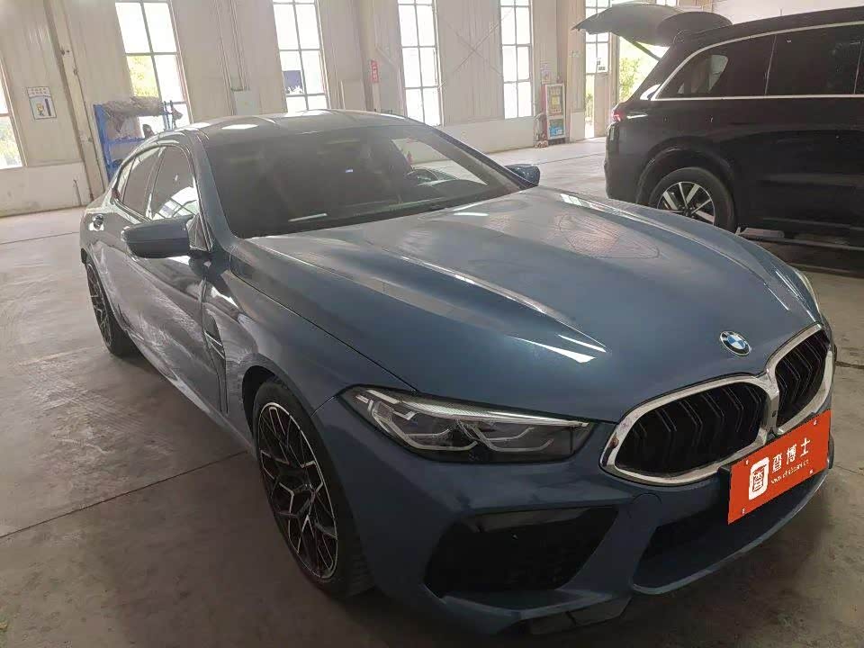 BMW M8