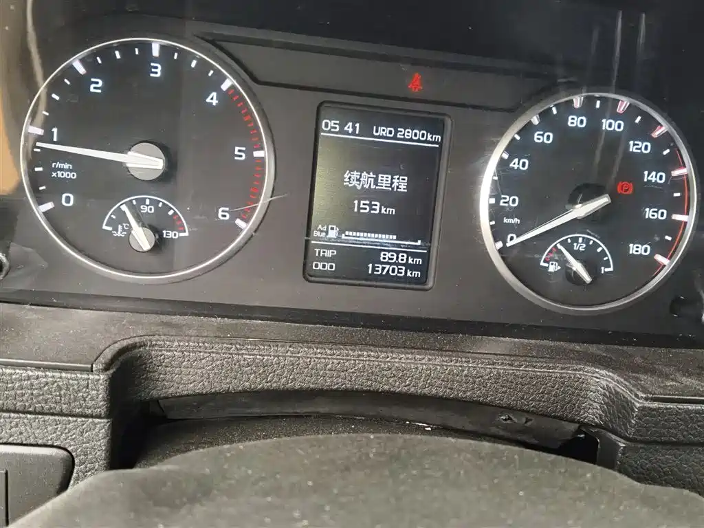 Isuzu Qingling Isuzu T17 2022 2021 3.0T Diesel 2WD Flatbed Truck Extended Wheelbase 4KH1CT6H1