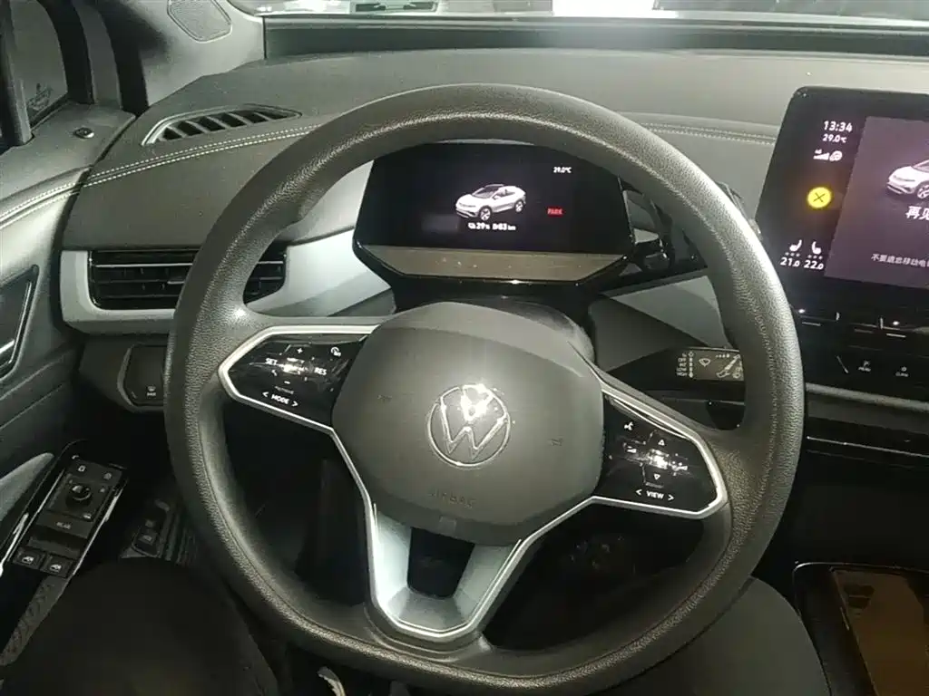 Volkswagen ID.4 X 2021 Pure Edition фото 11