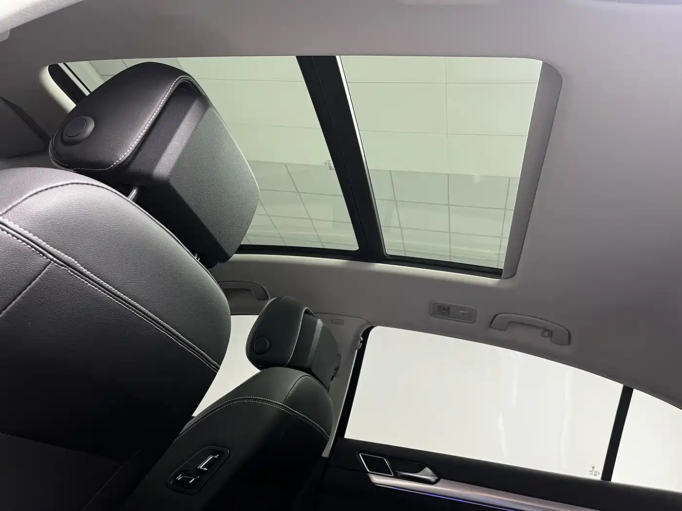 VOLKSWAGEN MAGOTAN GTE PLUG IN HYBRID