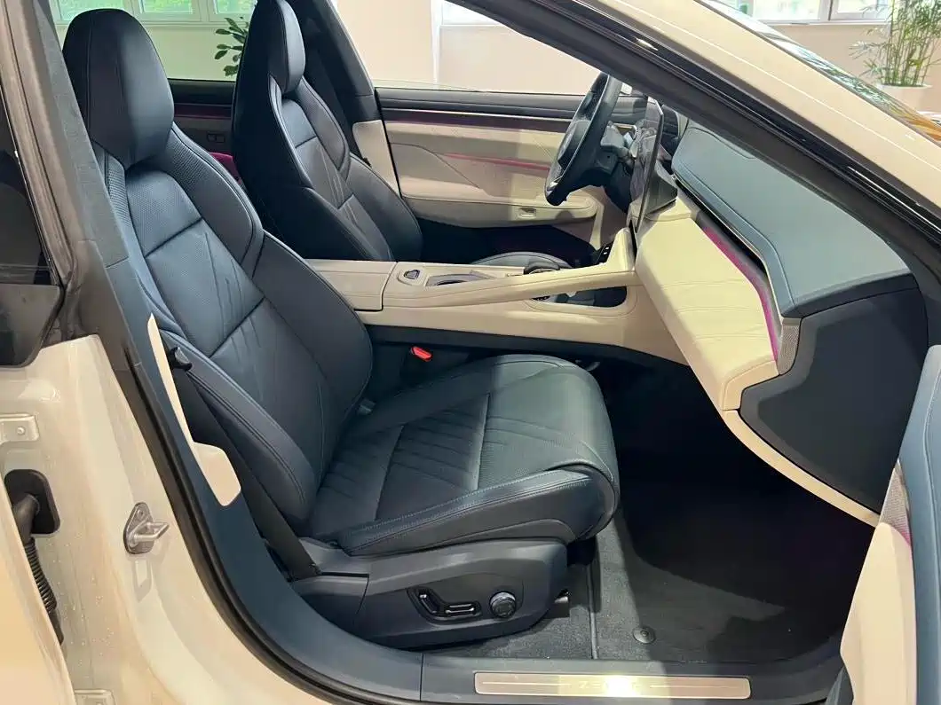 ZEEKR 001 2025 2025 YOU Edition 100kWh AWD