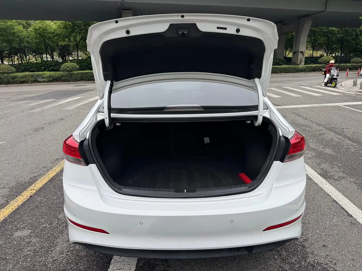 Hyundai Elantra 2020 1.5L CVT Smart Style·Elite фото 14