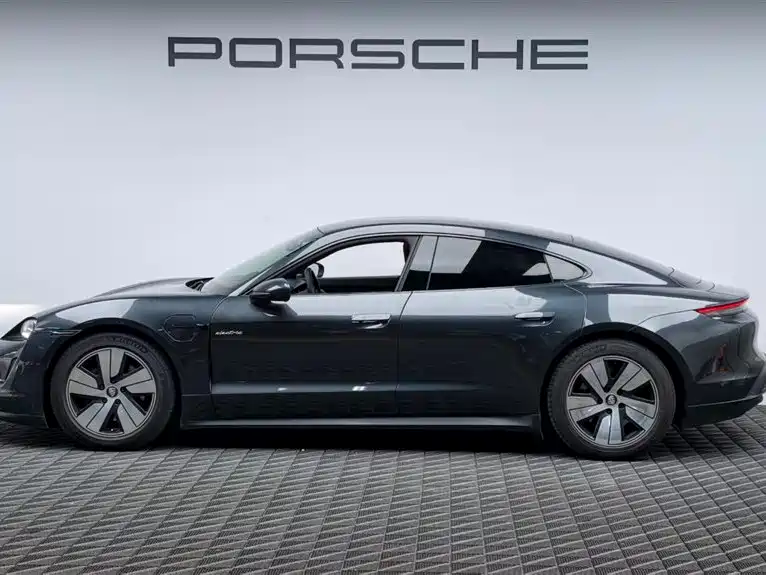 Porsche Taycan 2022 Facelift Taycan фото 4