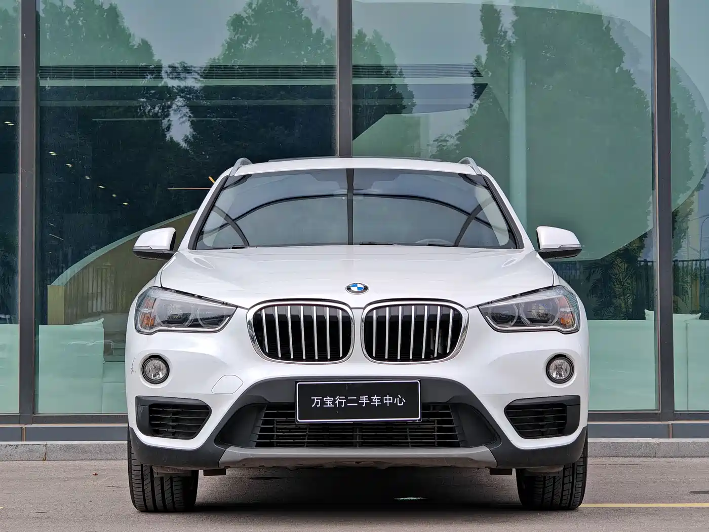 BMW X1 2018 sDrive20Li Leading Model фото 2