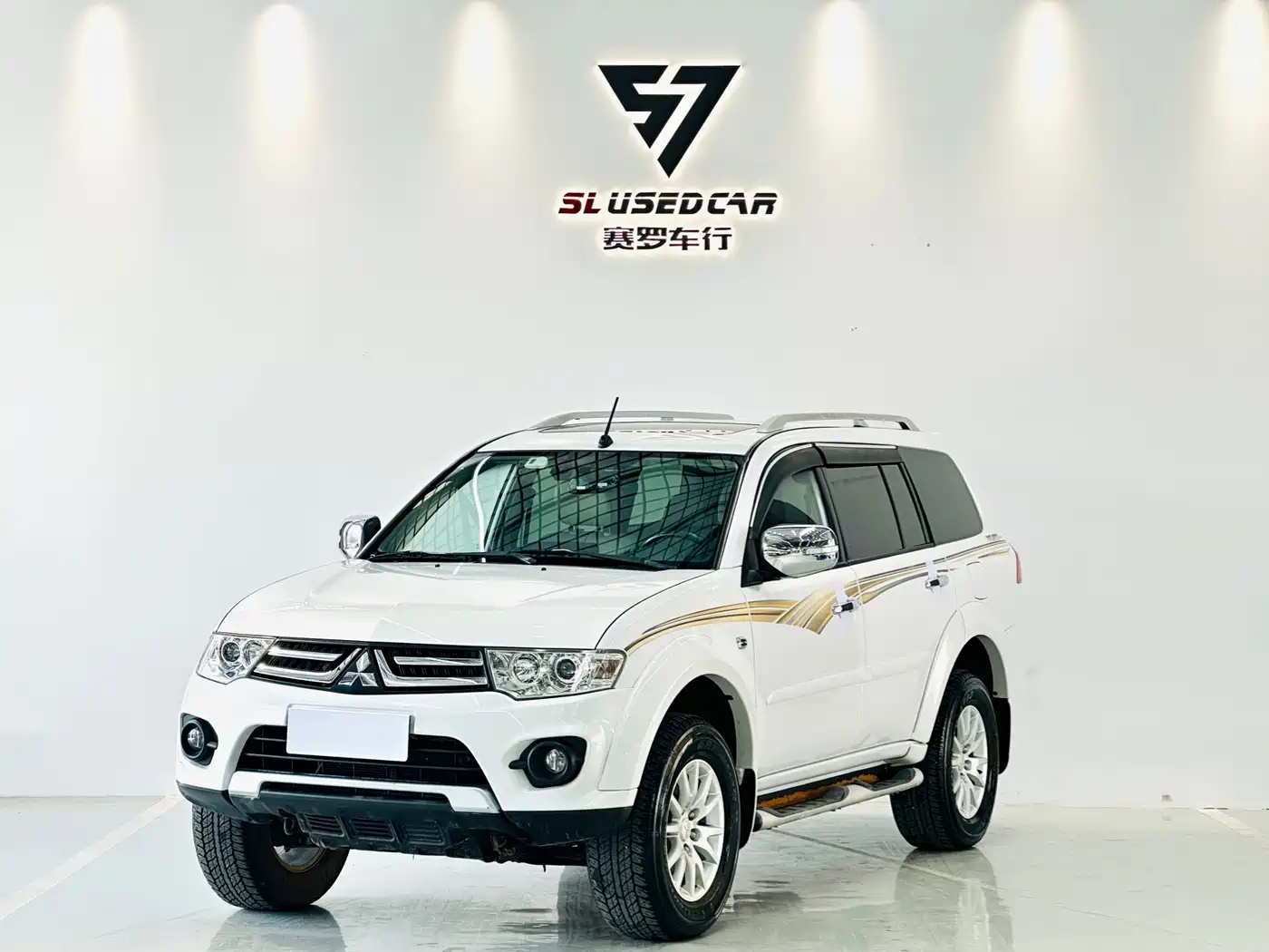 Mitsubishi Pajero Sport 2013 3.0L Automatic 4WD Flagship