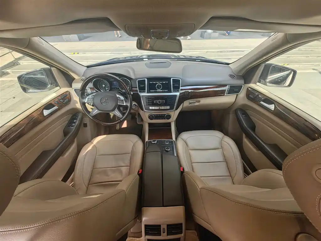 Mercedes-Benz M-Class 2014 ML 400 4MATIC Luxury фото 18