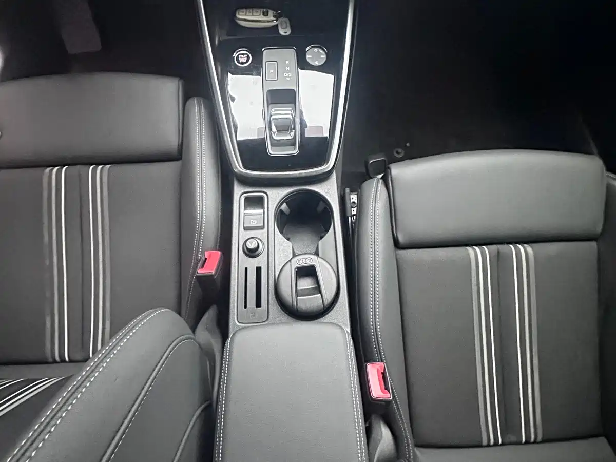 Audi A3 2022 A3L Limousine 35 TFSI Style Sport фото 6
