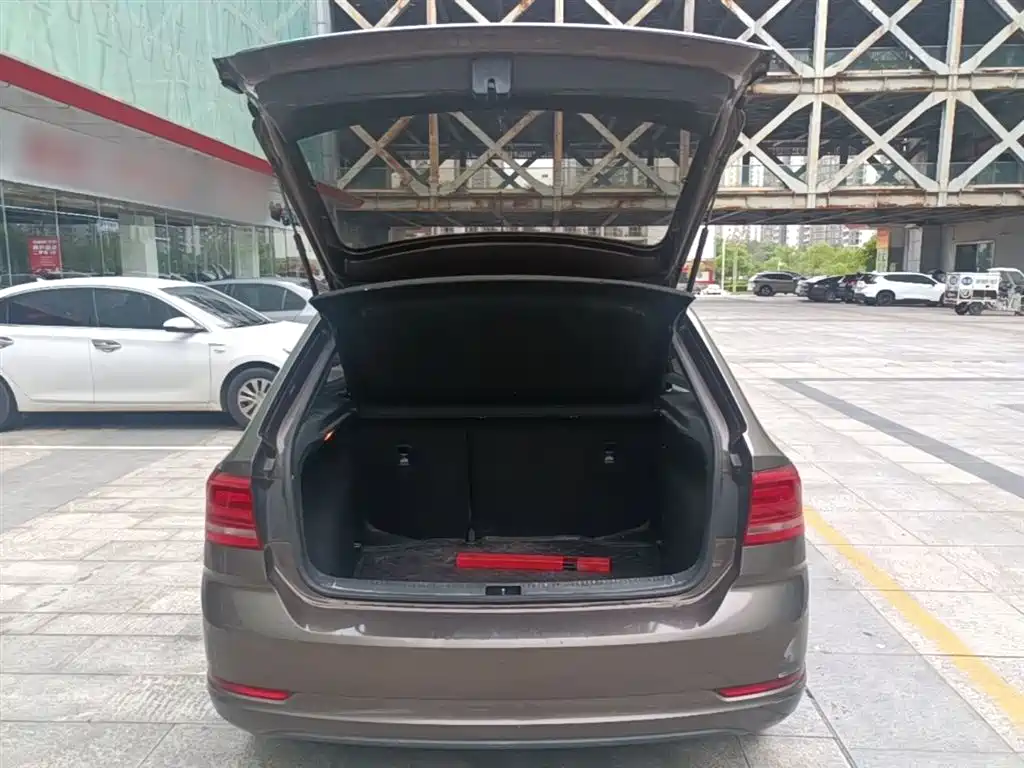 Volkswagen Santana 2015 Gran Santana 1.6L Manual Comfort фото 19