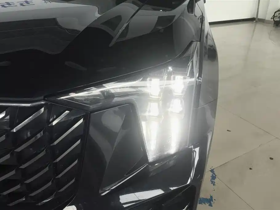 GAC Trumpchi Trumpchi GS8 2024 Navigator Series 2.0TGDI 2WD Luxury Smart Connect Edition фото 5