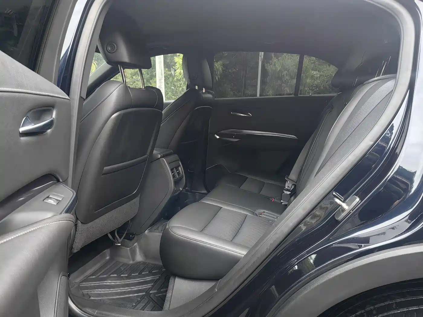Cadillac XT4 2021 28T FWD Technology Edition фото 6
