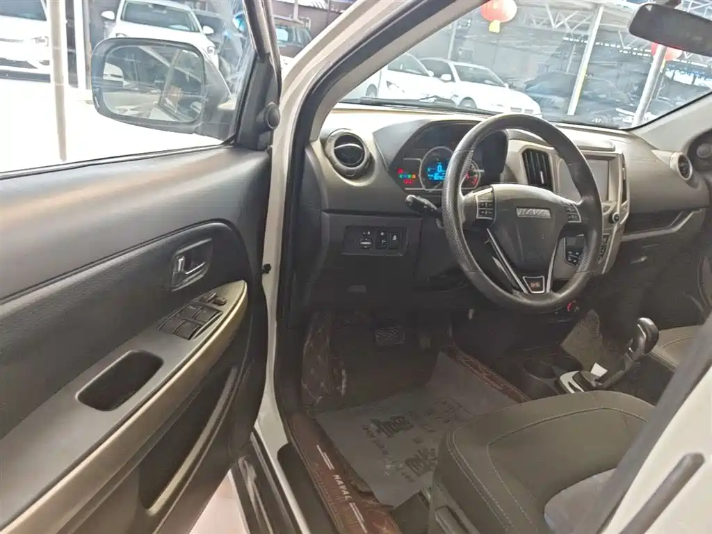 Haval H1 2017 Red Label 1.5L AMT Comfort фото 16