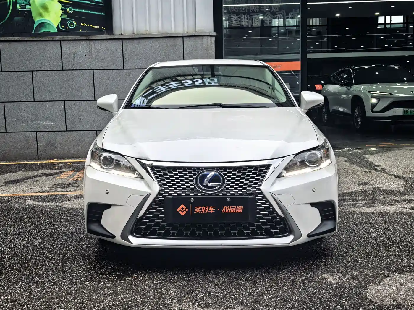 Lexus CT 2018 2017 CT200h Elite Edition Monochrome China V