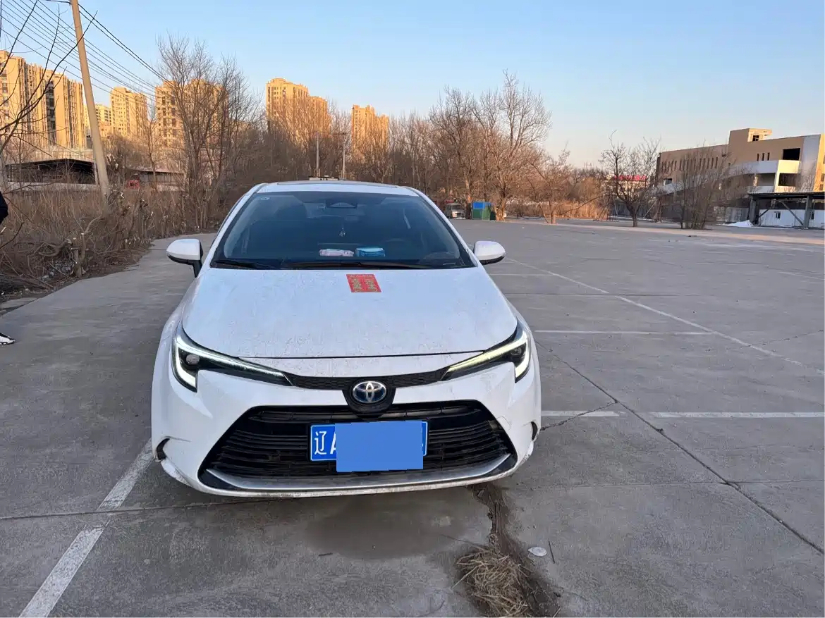 Toyota Levin 2024 Smart Hybrid 1.8L Sport Edition фото 2