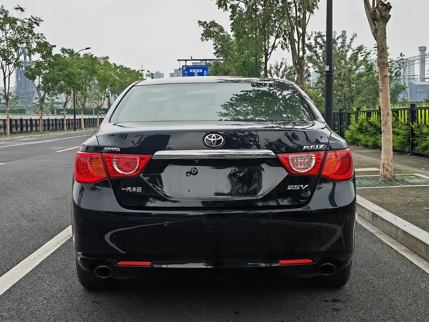 صورة 9 - Toyota Camry
