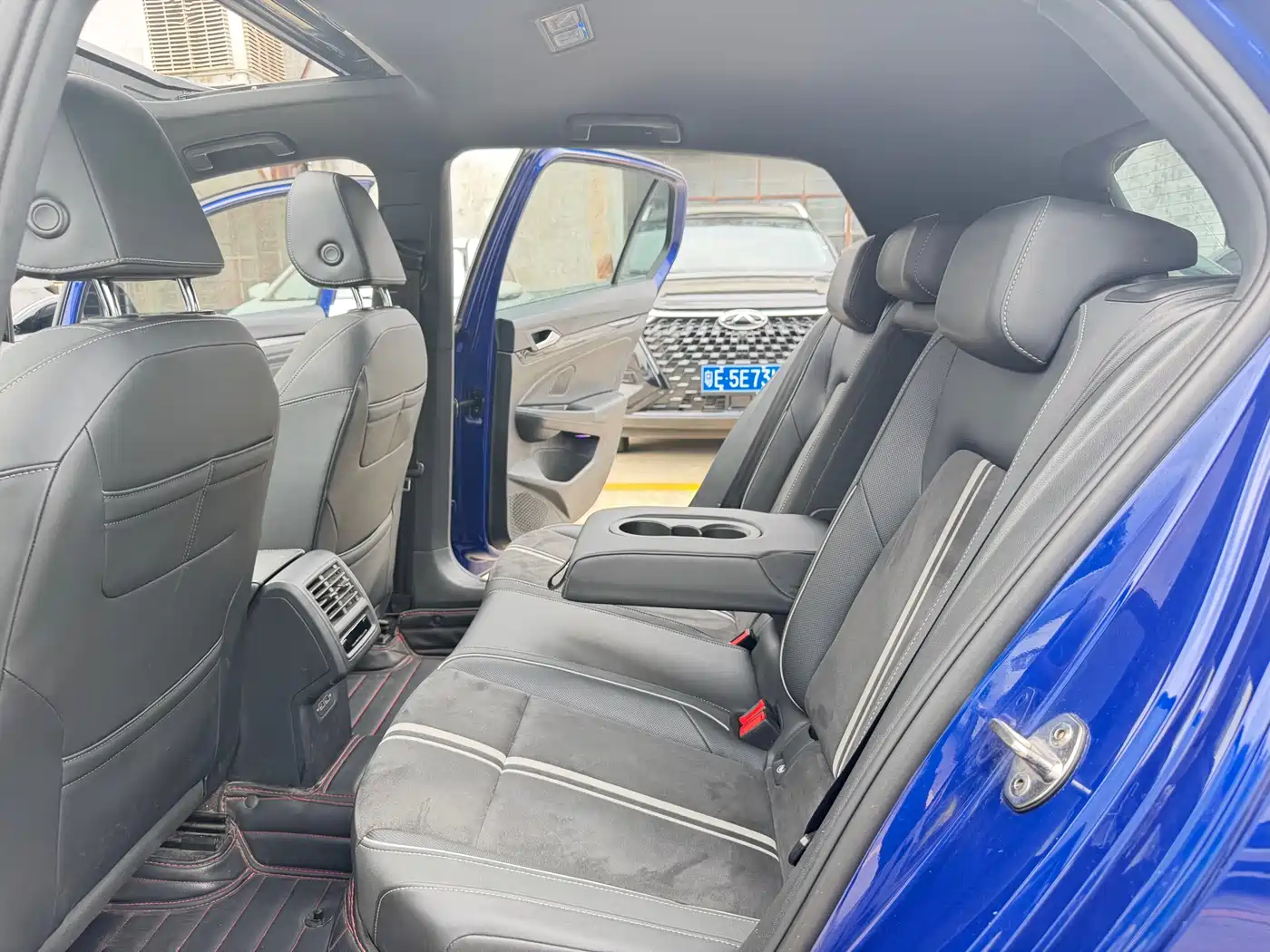 Volkswagen Golf 2021 280TSI DSG R-Line фото 12