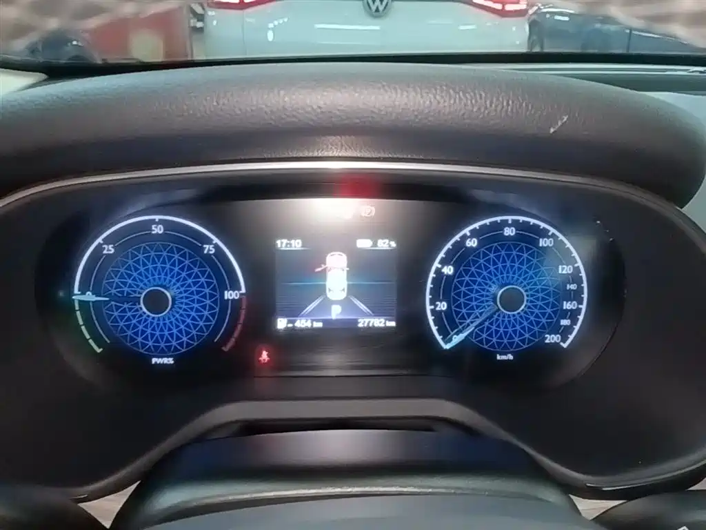 Hongqi E-QM5 2023 560km PLUS фото 12
