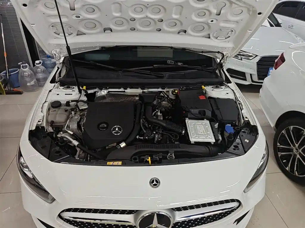 Mercedes-Benz A-Class 2022 Facelift III A 200 L Sport Sedan Fashion фото 20