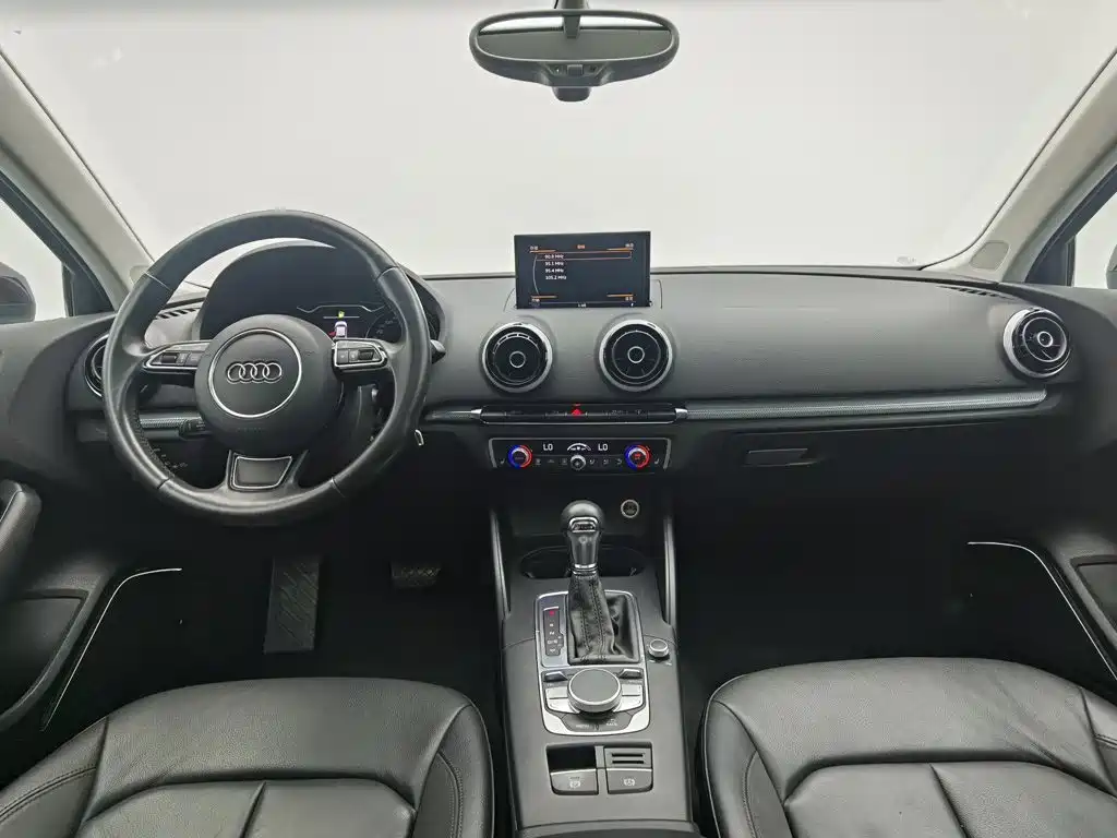 Фото 5 - Audi A3 (Import)