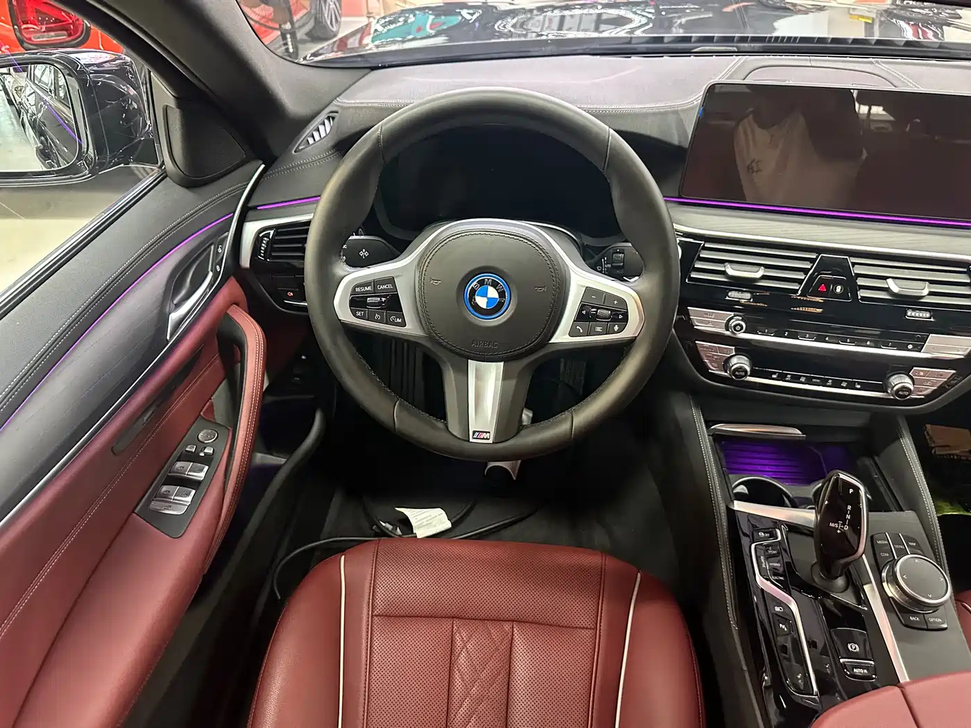 BMW 5 Series New Energy 2022 Facelift 535Le M Sport Package фото 15