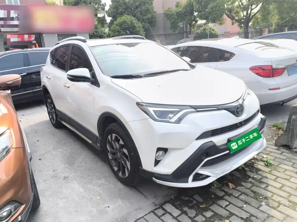 Toyota RAV4 Rongfang 2018 2.5L Automatic 4WD Elite i Edition фото 4