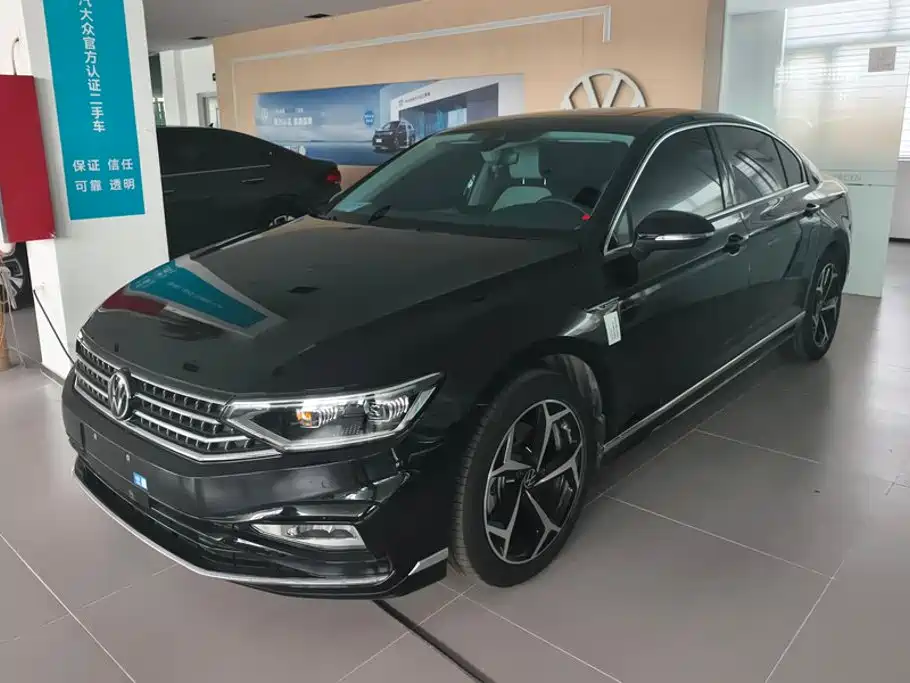 Volkswagen Magotan 2023 Model 2 Million Commemorative Edition 330TSI DSG Luxury