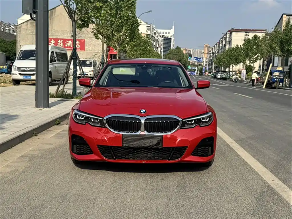 BMW 3-SERIES