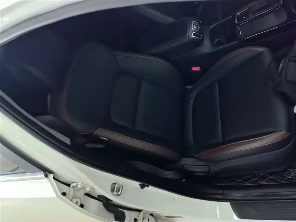Kia Kaishen 2017 1.8L Automatic DLX фото 25