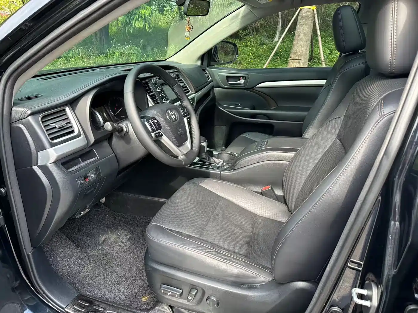 Toyota Highlander 2015 2.0T AWD Luxury Edition 7-seater фото 8