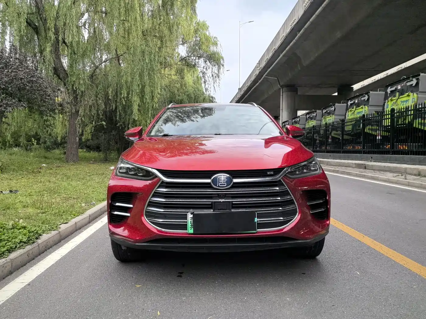 BYD Tang New Energy 2018 DM 2.0T AWD Smart Connection Enjoy Edition 7-Seater China V фото 2