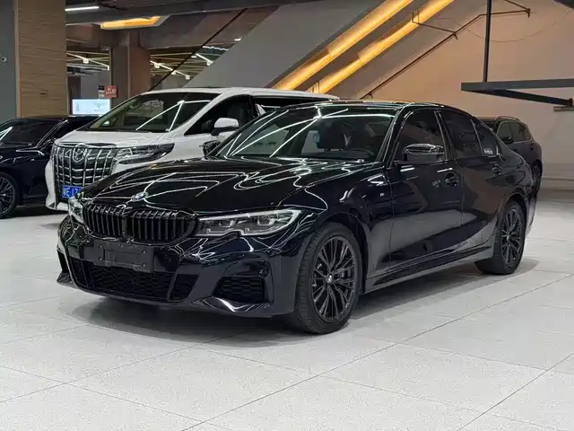 BMW BMW 3 Series 2021 330i M Sport Night Edition
