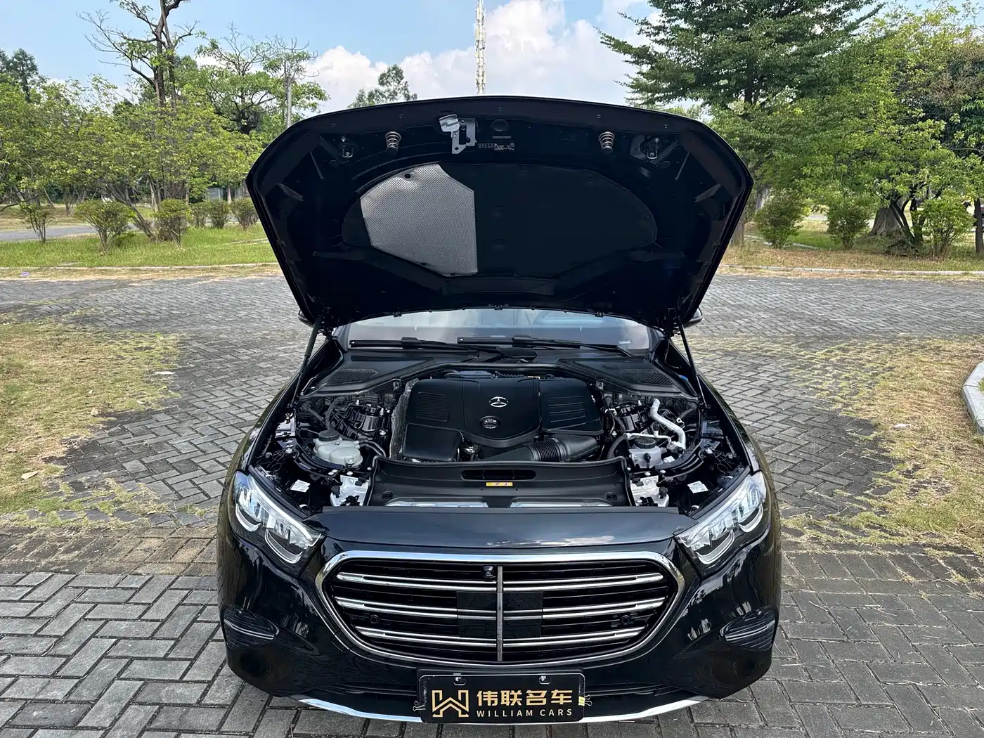 Mercedes-Benz E-Class 2026 2026 E 300 L Luxury