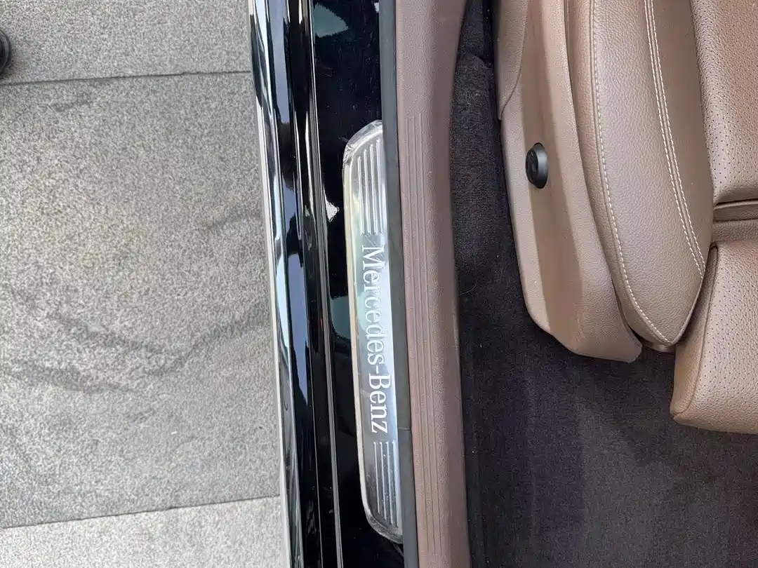 Mercedes-Benz E-Class 2022 E 300 L Fashion фото 28