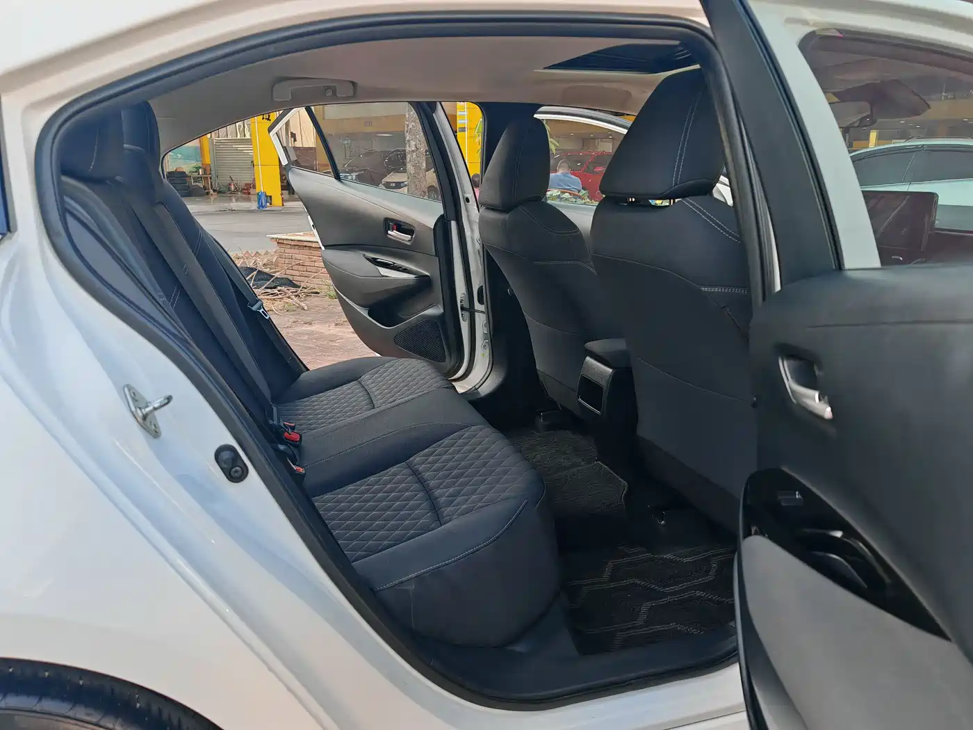 Toyota Allion 2022 2.0L Elite Edition фото 8